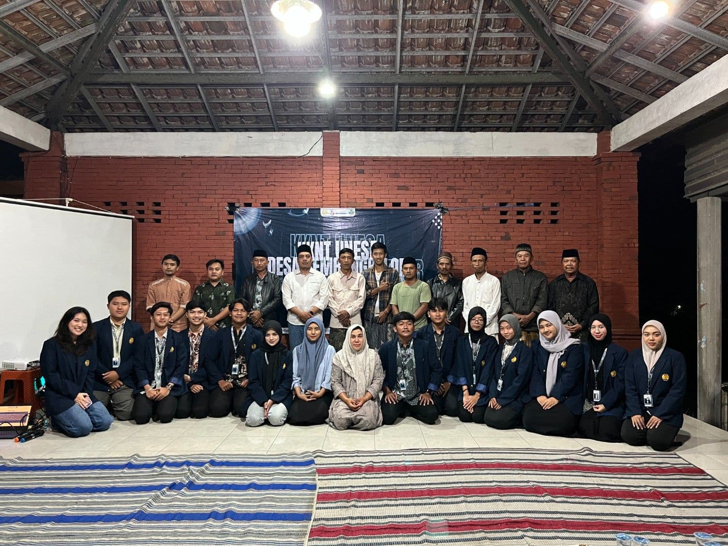 Kegiatan Pembukaan KKN UNESA di Desa Kembang